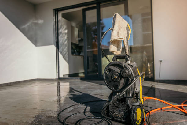 Best Sidewalk and Walkway Cleaning  in Tonka Bay, MN